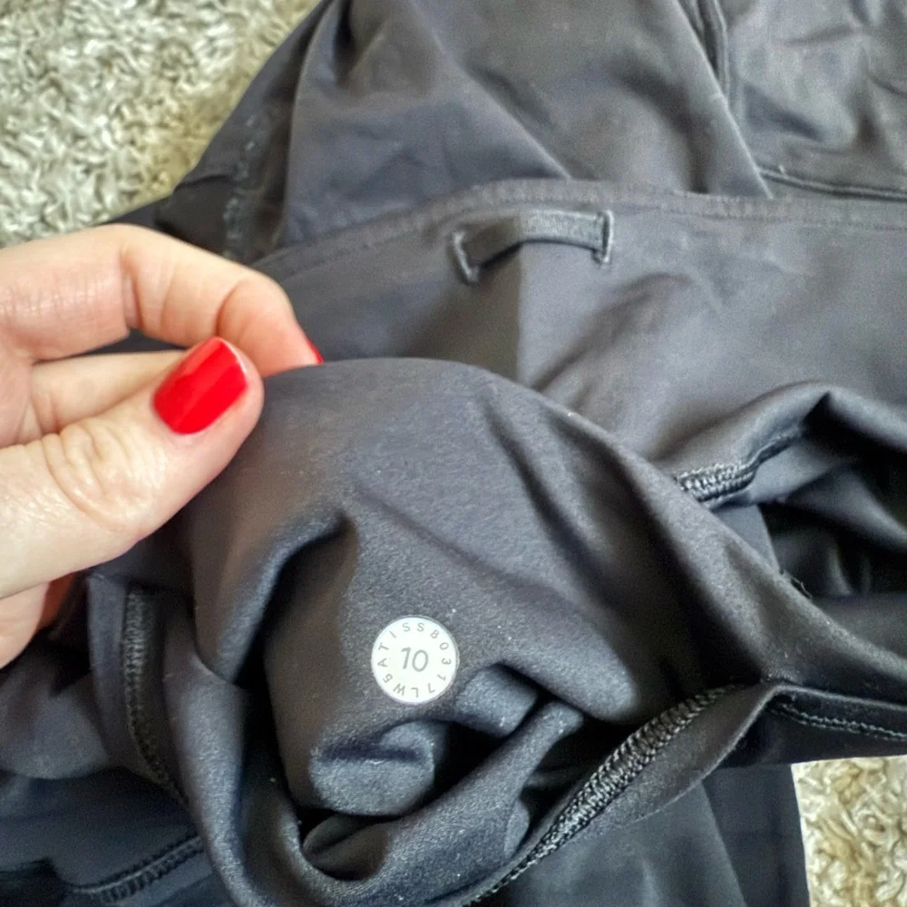 Lululemon Fast and Free Crop - Picture 11 of 11